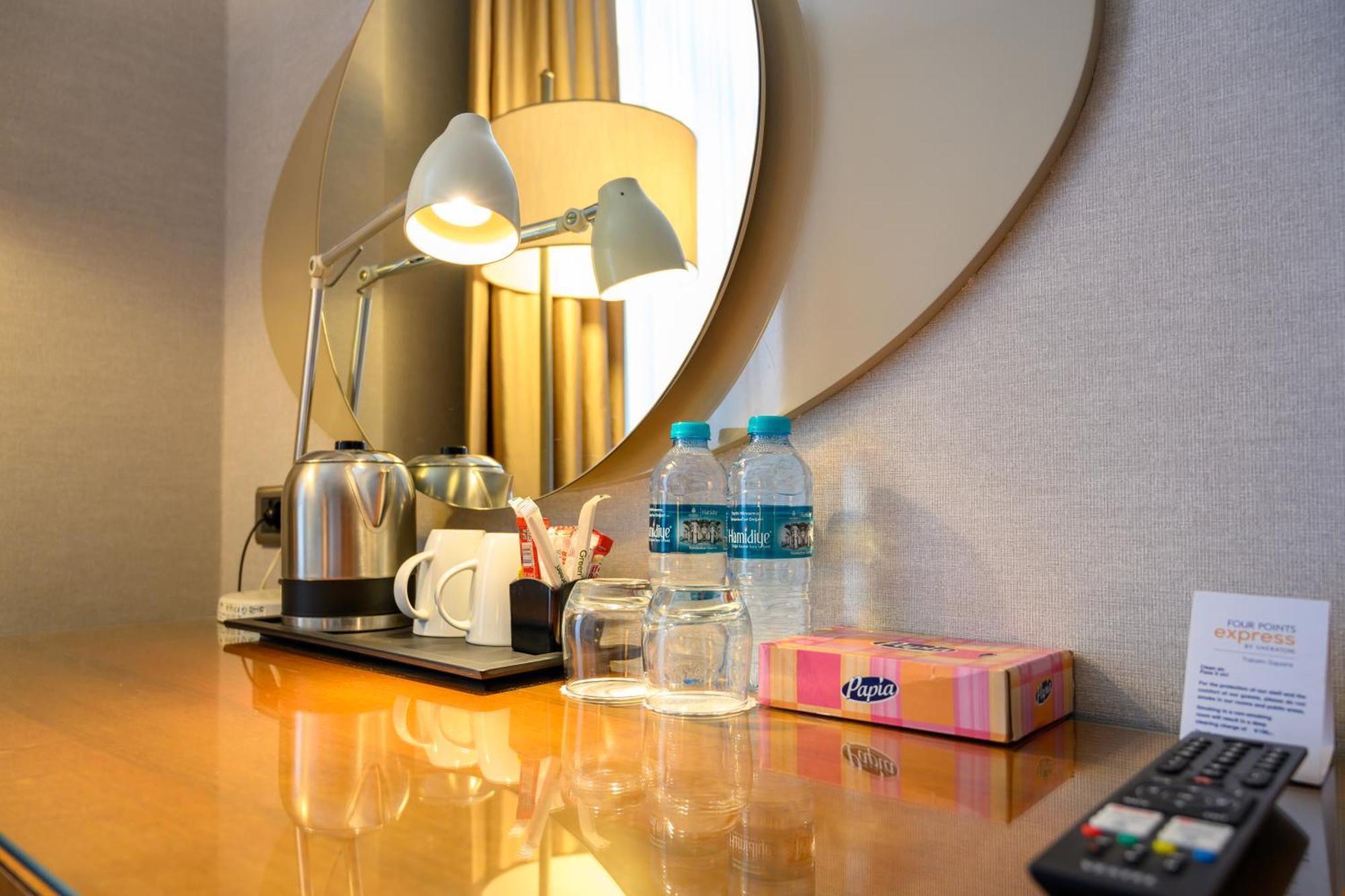 Four Points Flex By Sheraton Istanbul Taksim Square Екстериор снимка