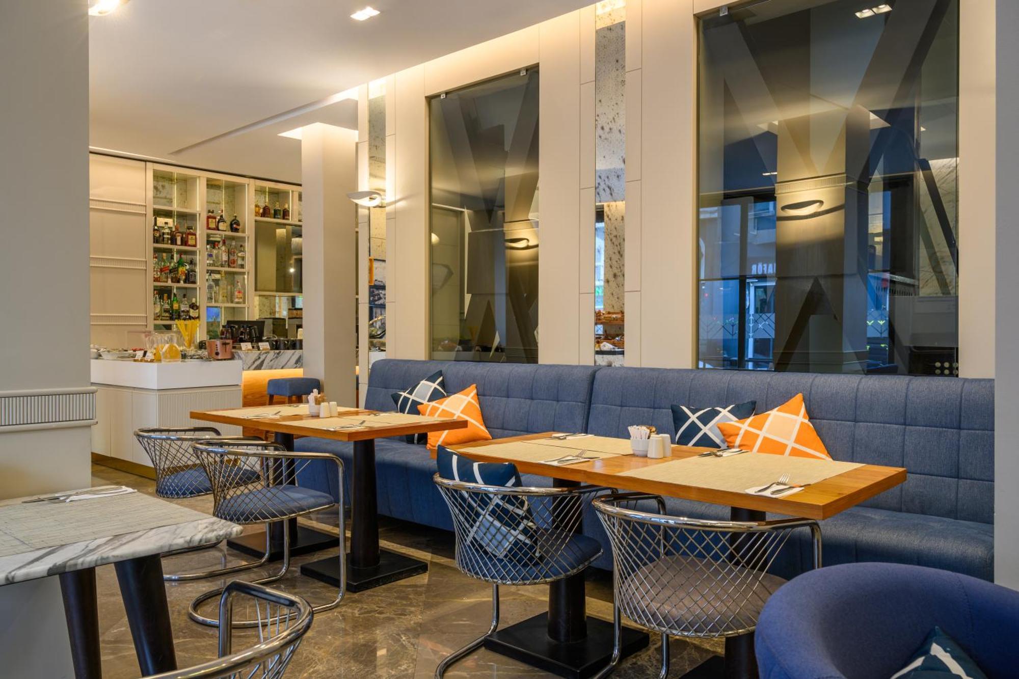 Four Points Flex By Sheraton Istanbul Taksim Square Екстериор снимка